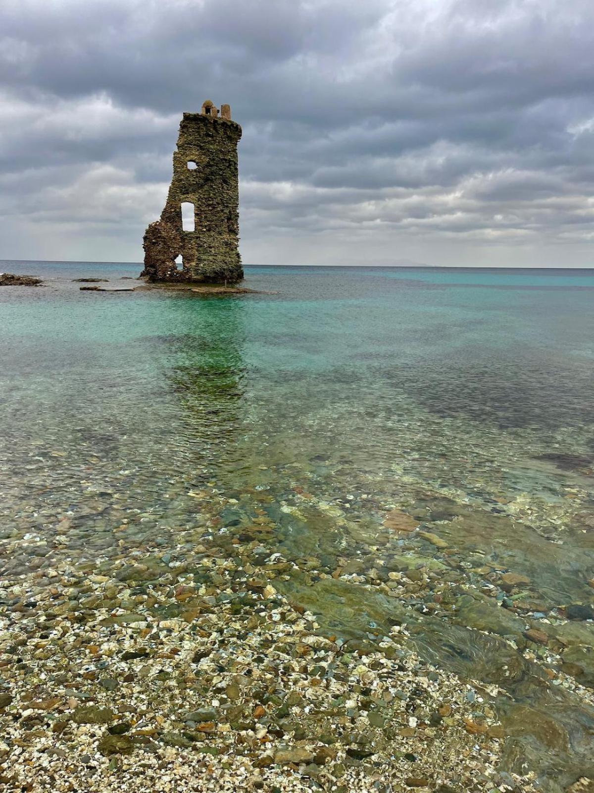 Апартаменты La Tour Morazzani Cap Corse Hideaway Брандо Экстерьер фото